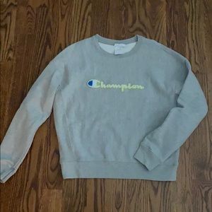 Champion women size large gray sweatshirt
